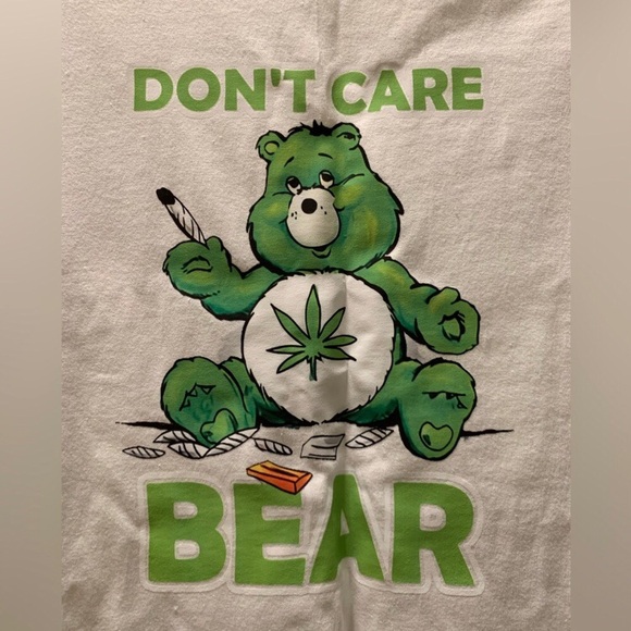 Custom Made White Tee🌱 - Picture 3 of 3